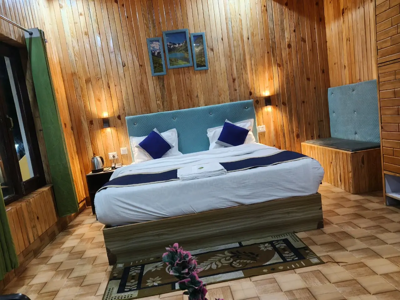 Super Delux Room